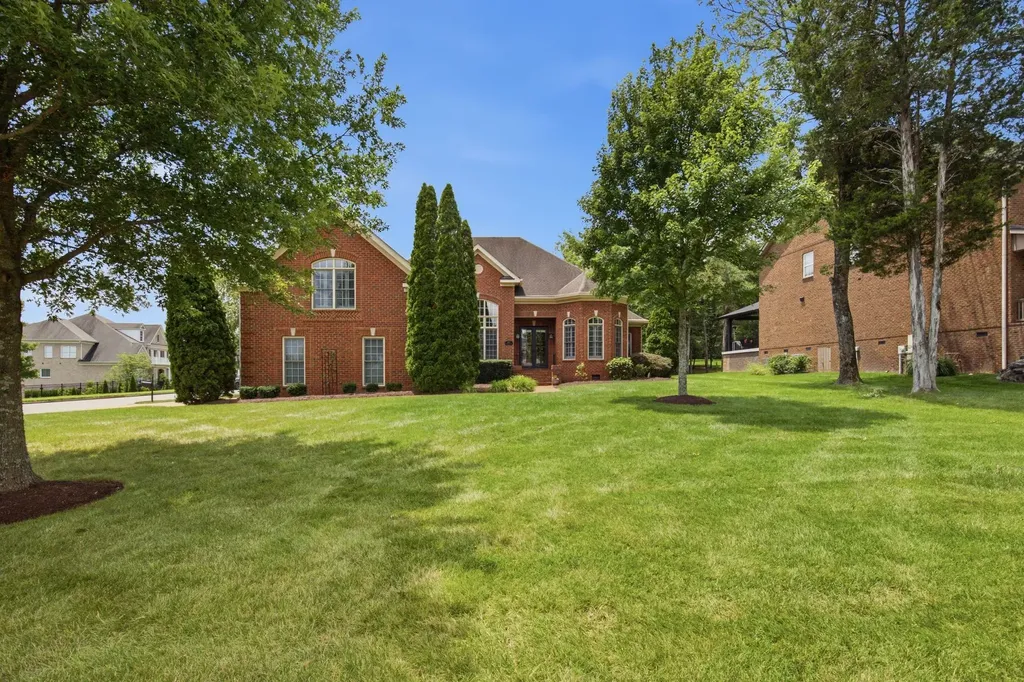 1027 Benington Place Nolensville TN 37135