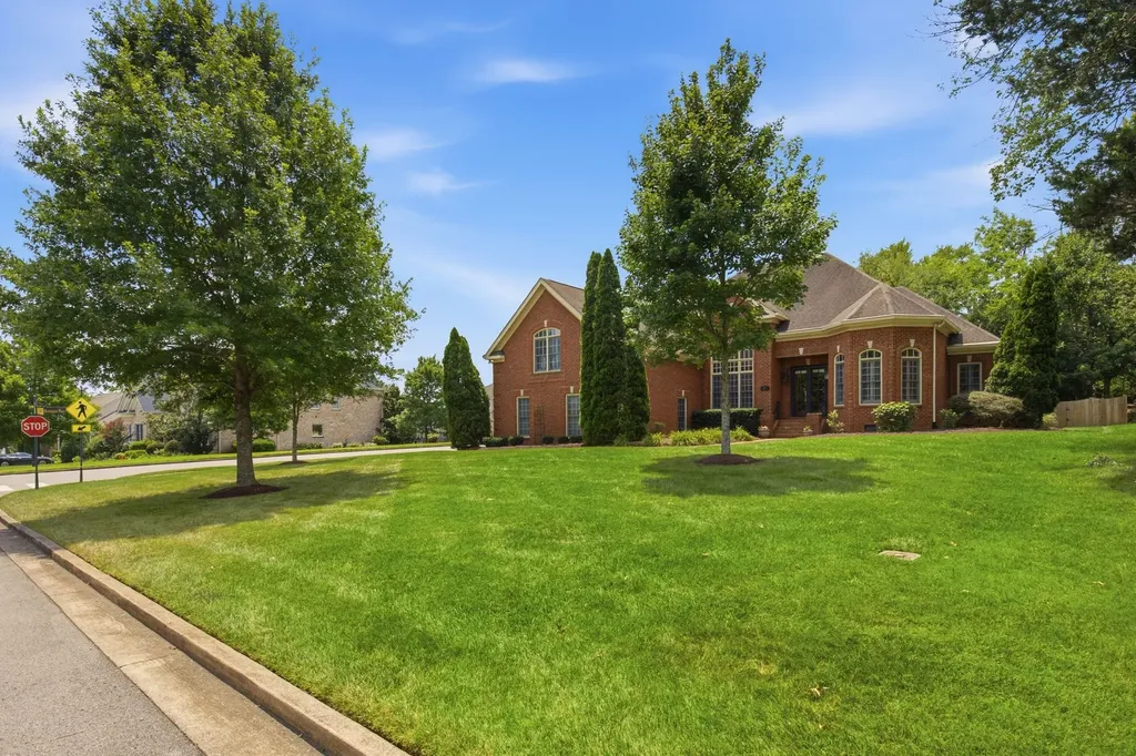 1027 Benington Place Nolensville TN 37135
