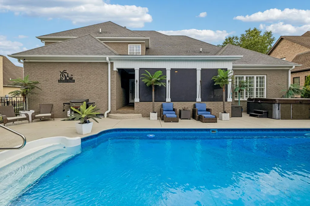 1023 Gadwall Circle Hendersonville TN 37075
