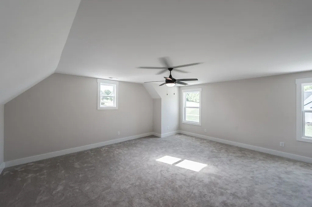 330 Thoroughbred Lane Hartsville TN 37074