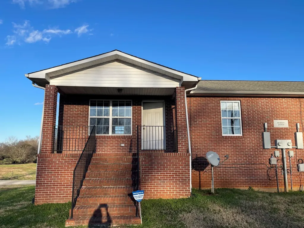 8049 Hillsboro Highway Hillsboro TN 37342
