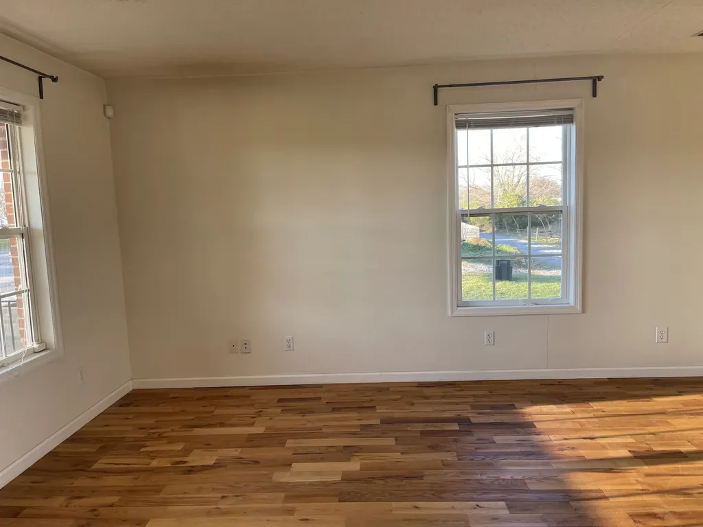 8049 Hillsboro Highway Hillsboro TN 37342