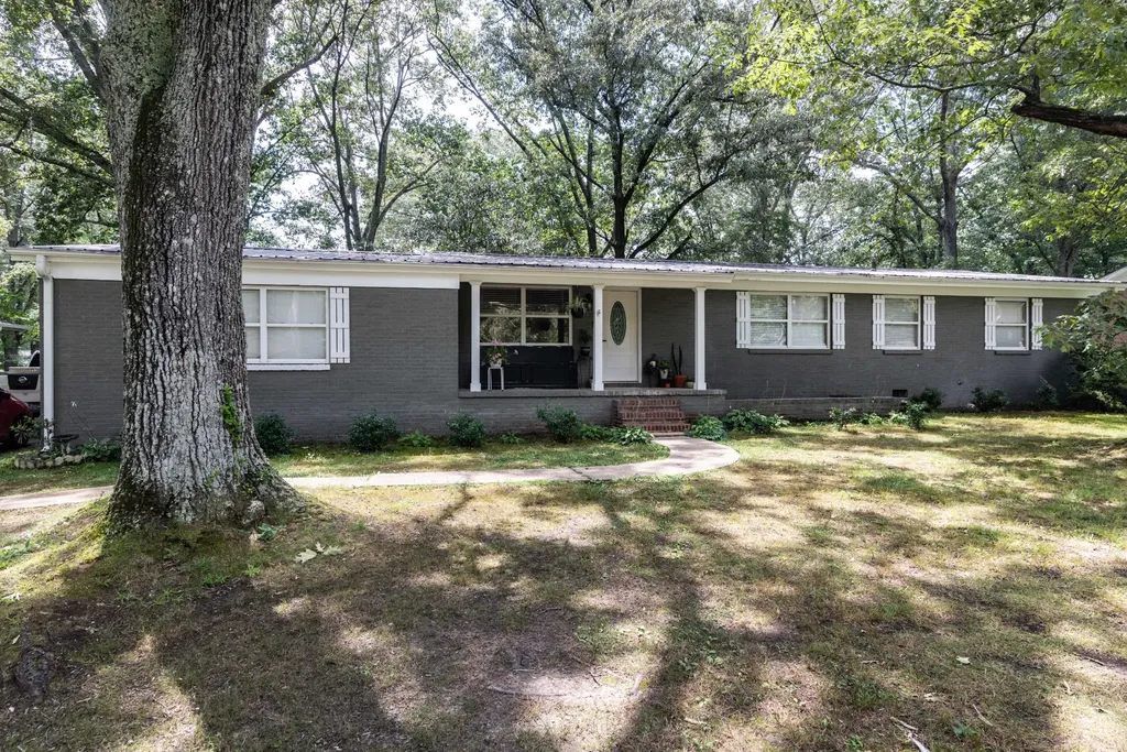 207 Old Fort Street Tullahoma TN 37388