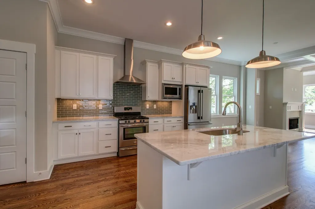 1823A 11th Ave, N Nashville TN 37208