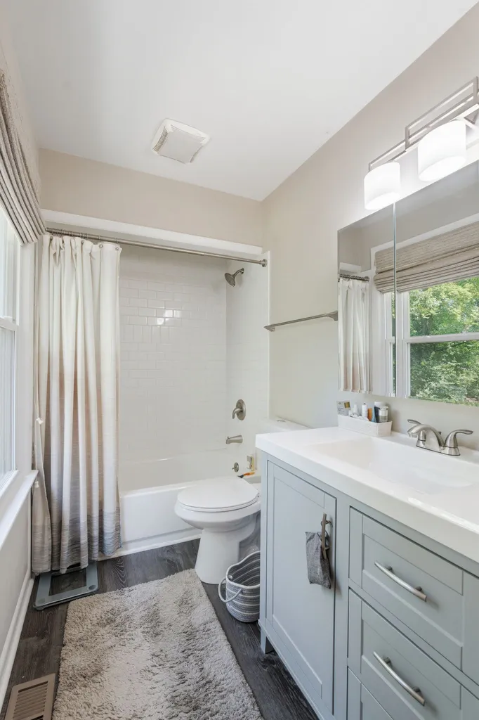 6419 Charlotte Road Circle Nashville TN 37209