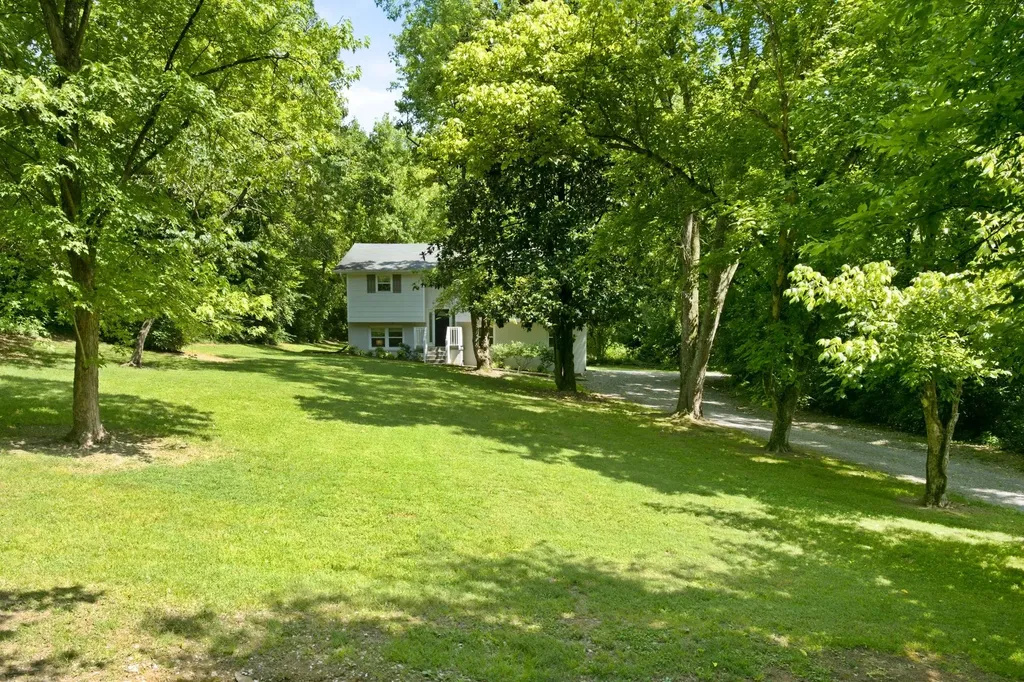 6419 Charlotte Road Circle Nashville TN 37209