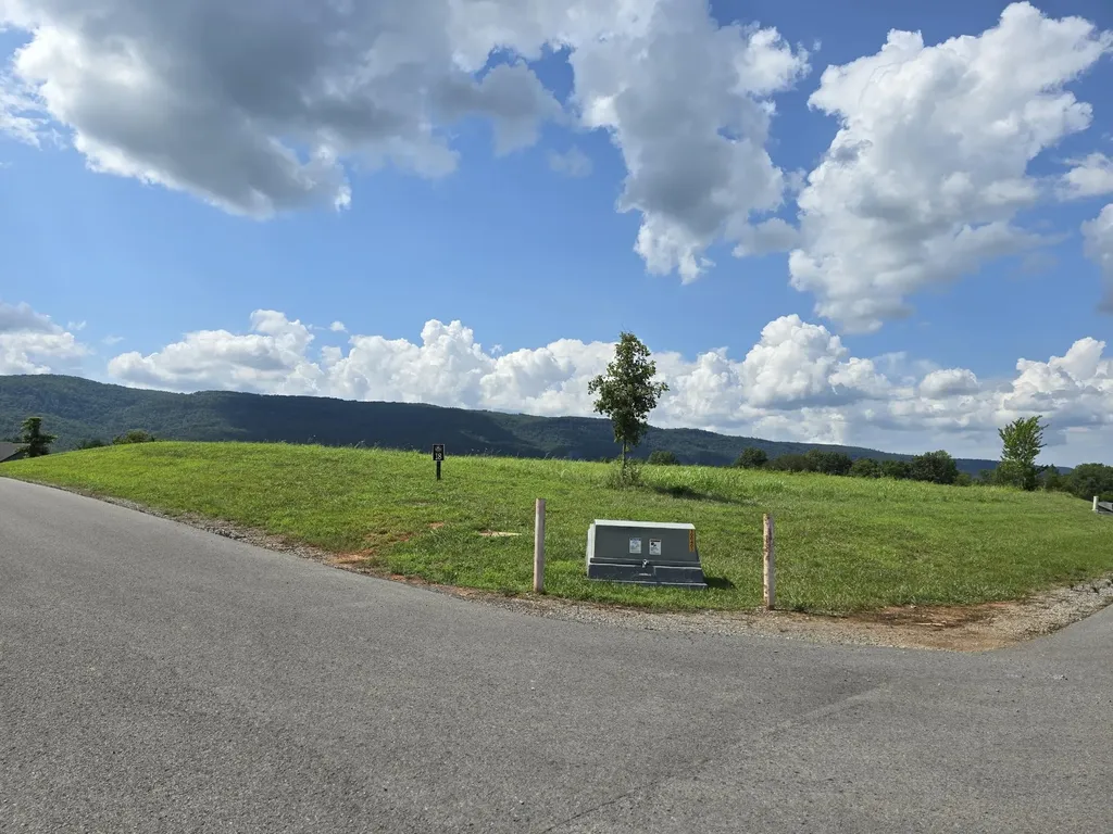 18 Farmview Way Dunlap TN 37327