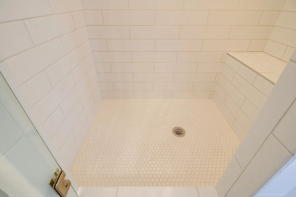 1823B 11th Ave, N Nashville TN 37208