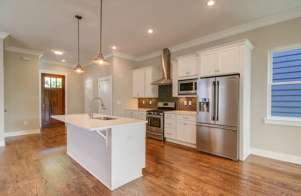 1823B 11th Ave, N Nashville TN 37208