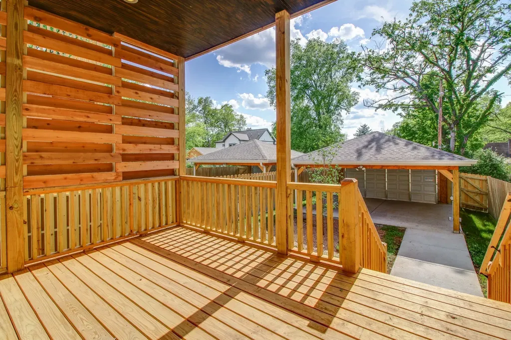 1823B 11th Ave, N Nashville TN 37208