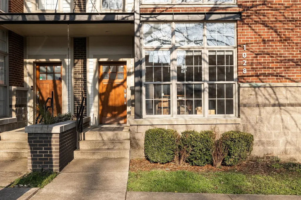 1028 9th Ave, N Nashville TN 37208
