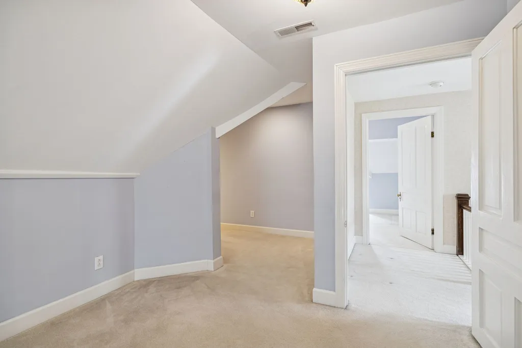 215 4th Ave, S Franklin TN 37064