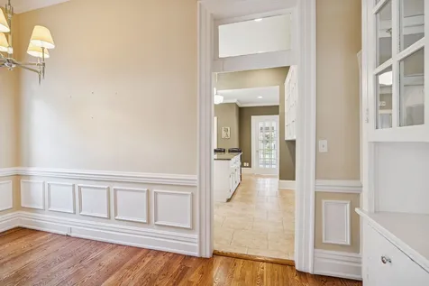 215 4th Ave, S Franklin TN 37064