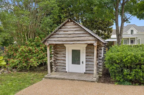 215 4th Ave, S Franklin TN 37064
