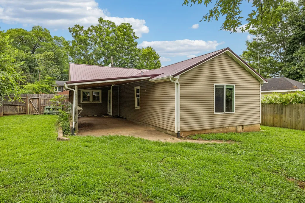 305 Eugene Road Columbia TN 38401