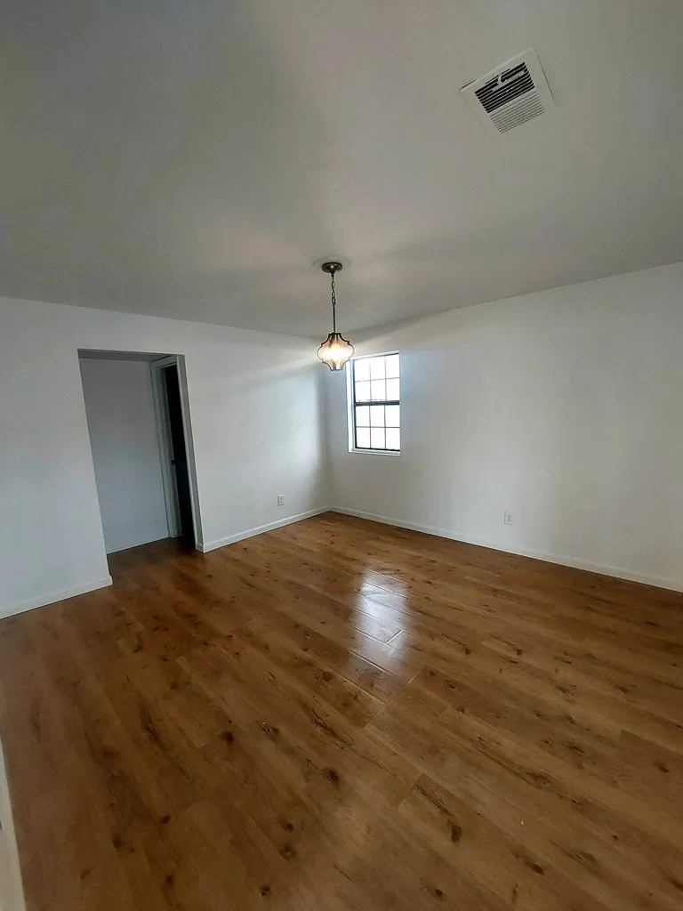 1004 Clay Street Nashville TN 37208