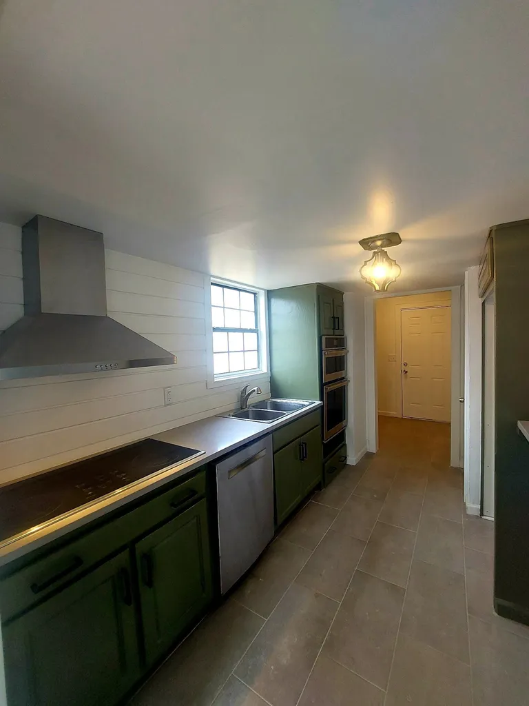 1004 Clay Street Nashville TN 37208