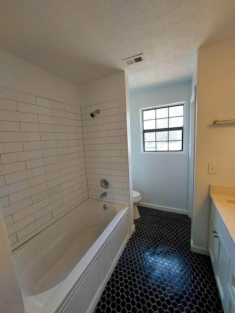 1004 Clay Street Nashville TN 37208
