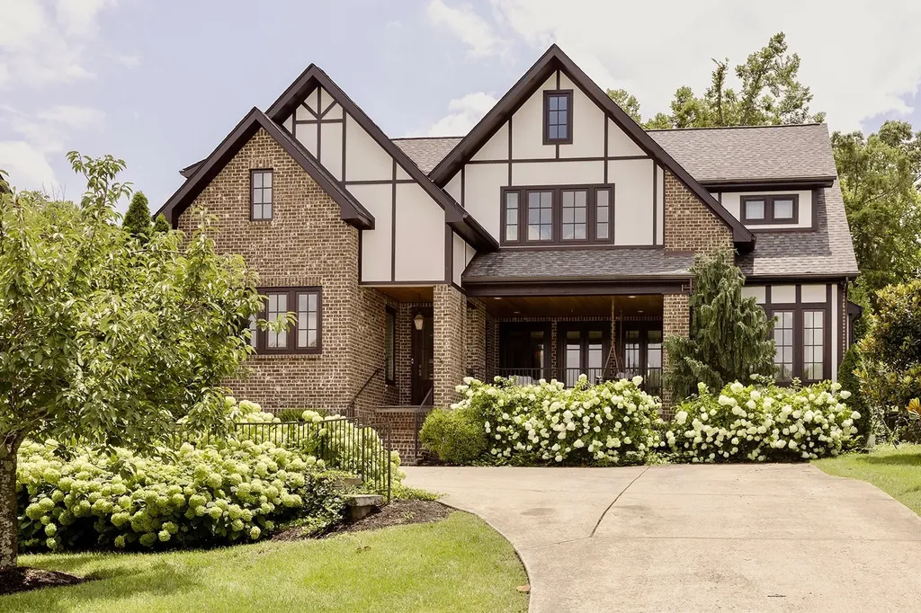 2013B Castleman Drive Nashville TN 37215