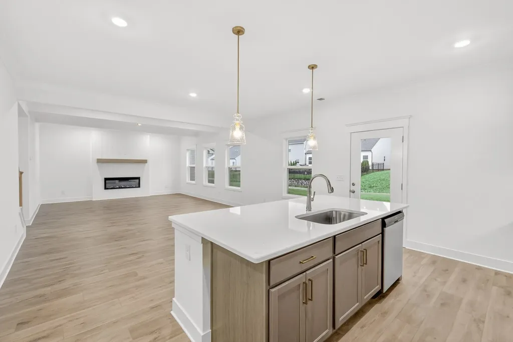 2592 Misty Creek Court Nashville TN 37207