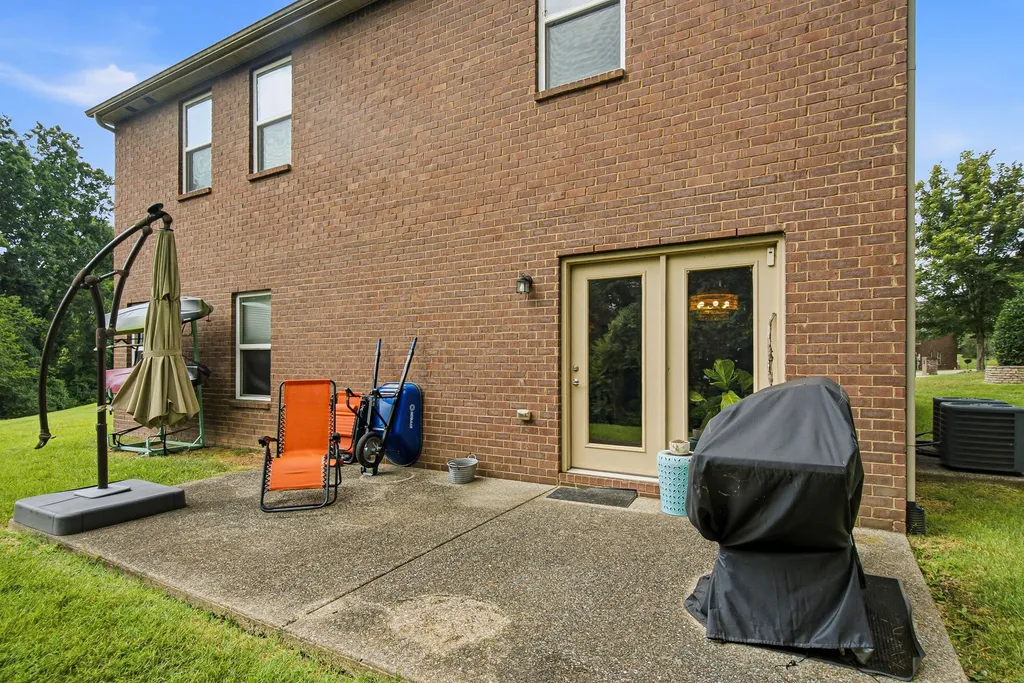 162 Sandpiper Circle Hendersonville TN 37075