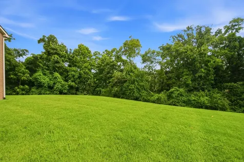 162 Sandpiper Circle Hendersonville TN 37075