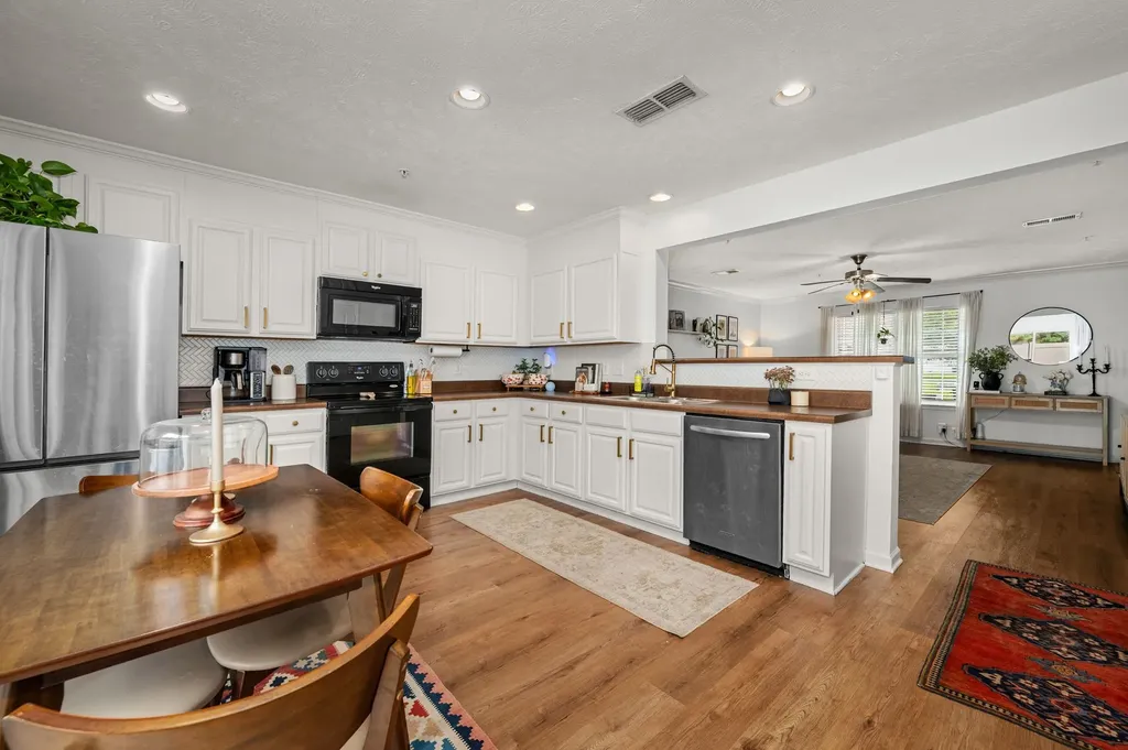 2037 Debonair Lane Murfreesboro TN 37128
