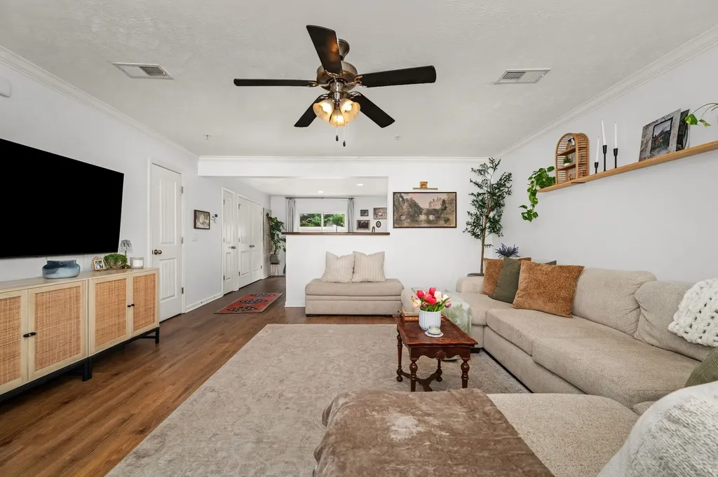 2037 Debonair Lane Murfreesboro TN 37128