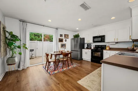 2037 Debonair Lane Murfreesboro TN 37128