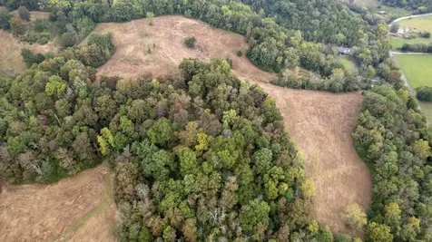 1 Noah Road Beechgrove TN 37018