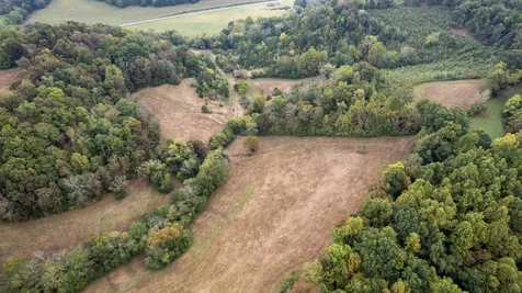 1 Noah Road Beechgrove TN 37018