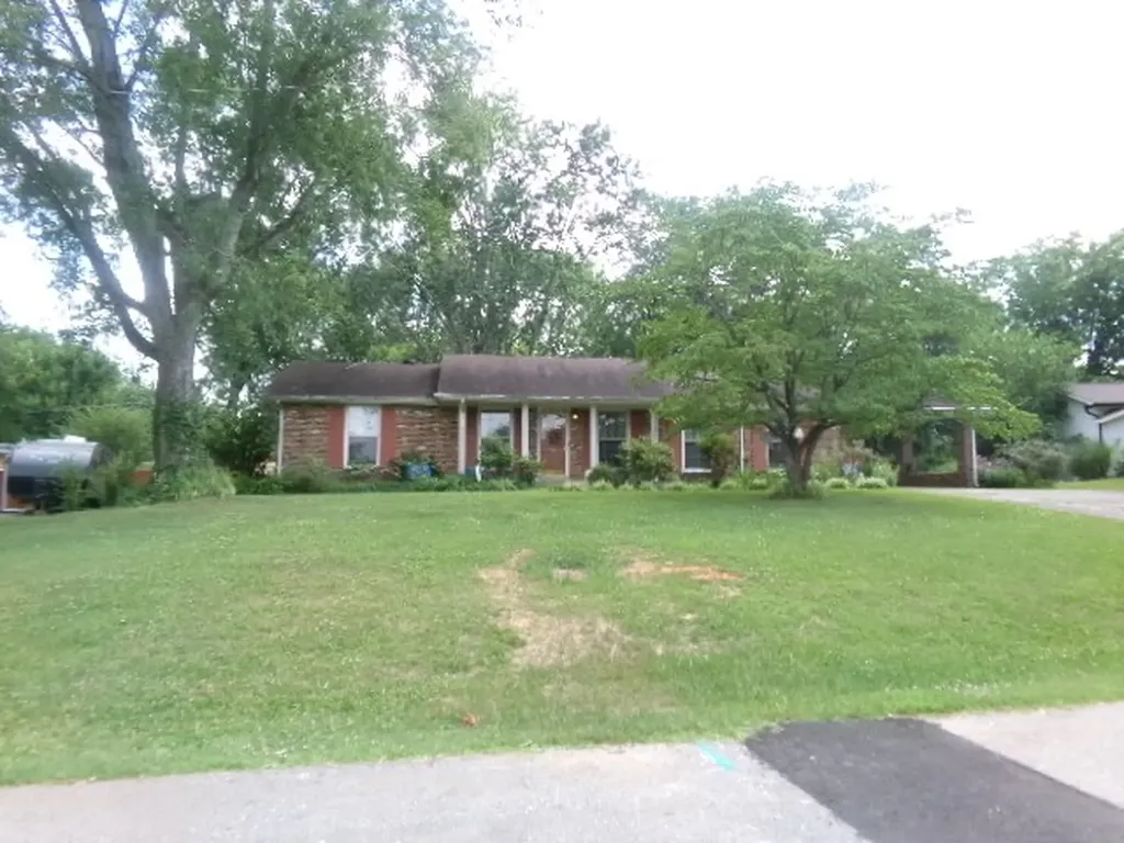 103 Love Court Clarksville TN 37040