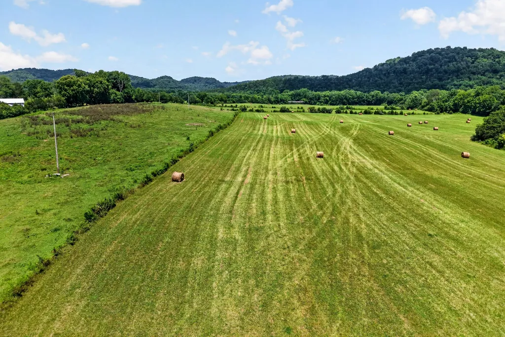 187 Edwin Smith Lane Gainesboro TN 38562