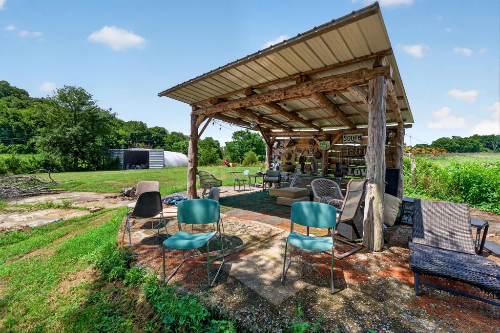 187 Edwin Smith Lane Gainesboro TN 38562