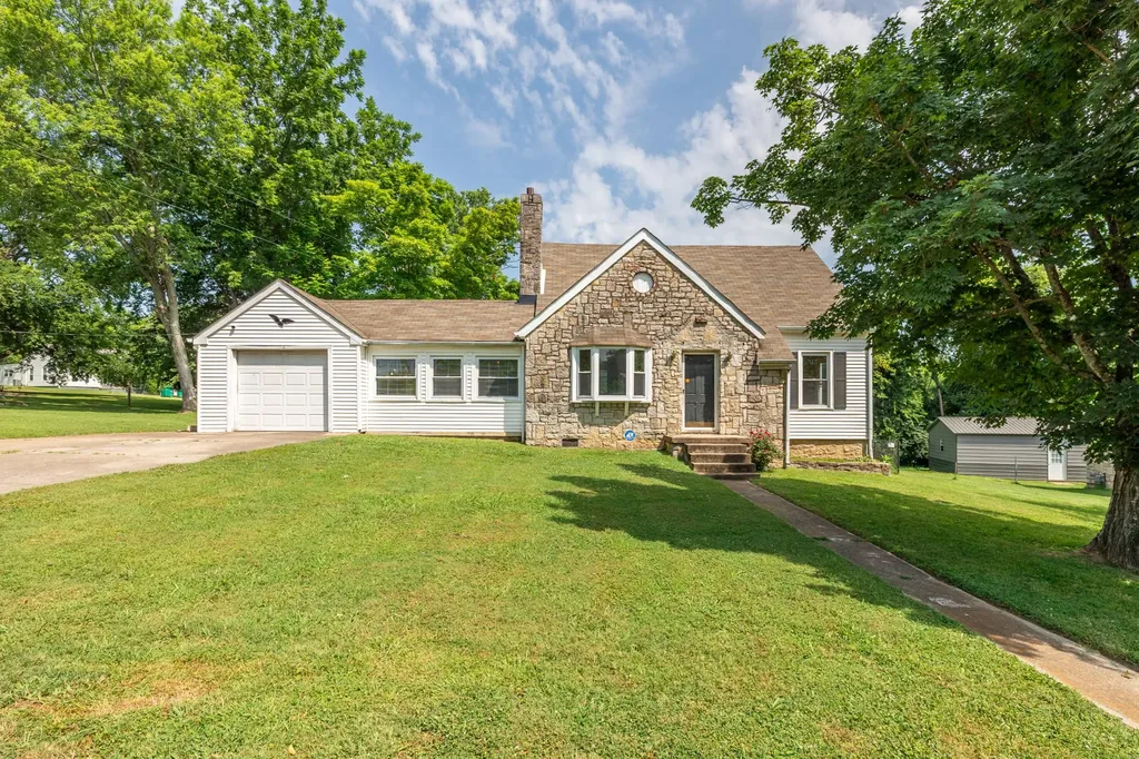 764 Maple Street Lewisburg TN 37091