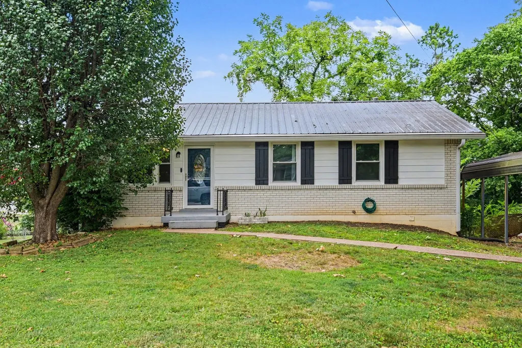 402 Grace Street Springfield TN 37172