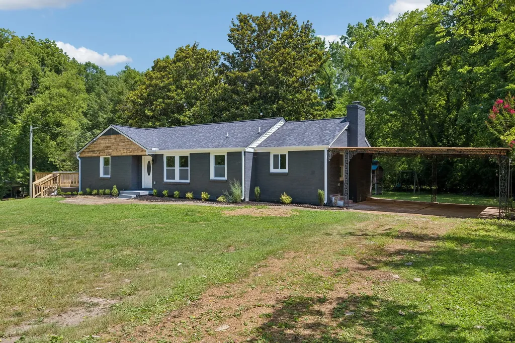 1113 Berwick Trail Madison TN 37115