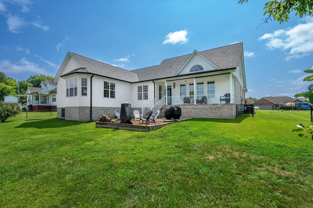 78 Auburn Hills Drive Woodbury TN 37190