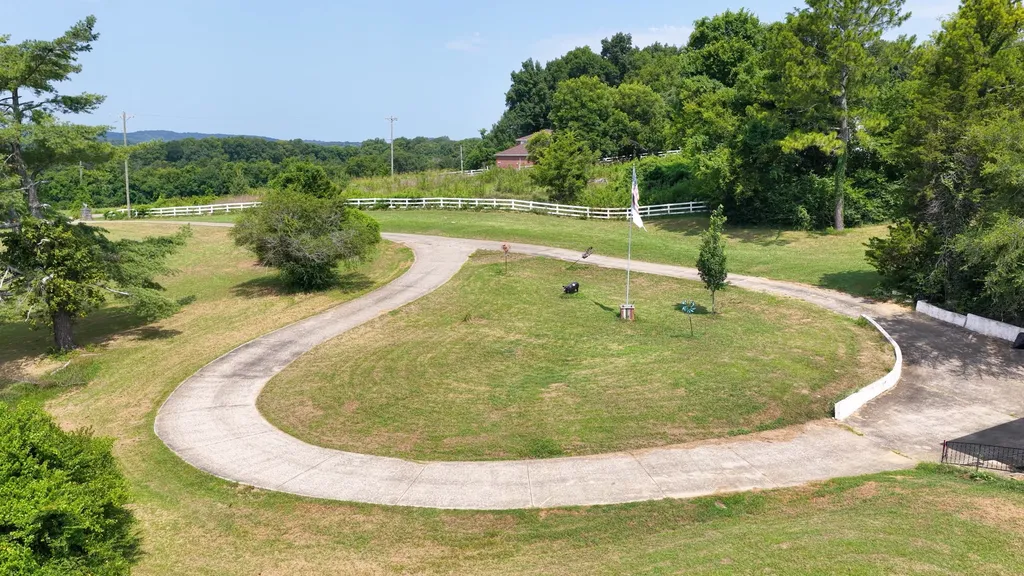 85 Boonshill Road Fayetteville TN 37334