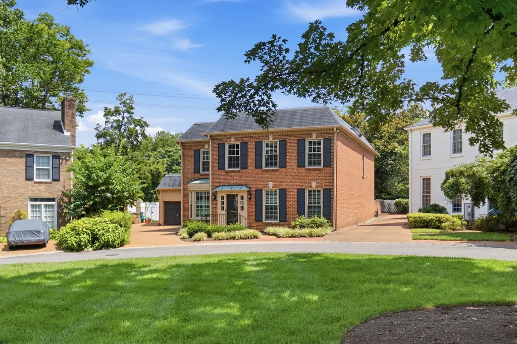 2116 Golf Club Lane Nashville TN 37215