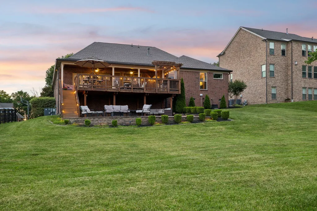6732 Falls Ridge Lane College Grove TN 37046