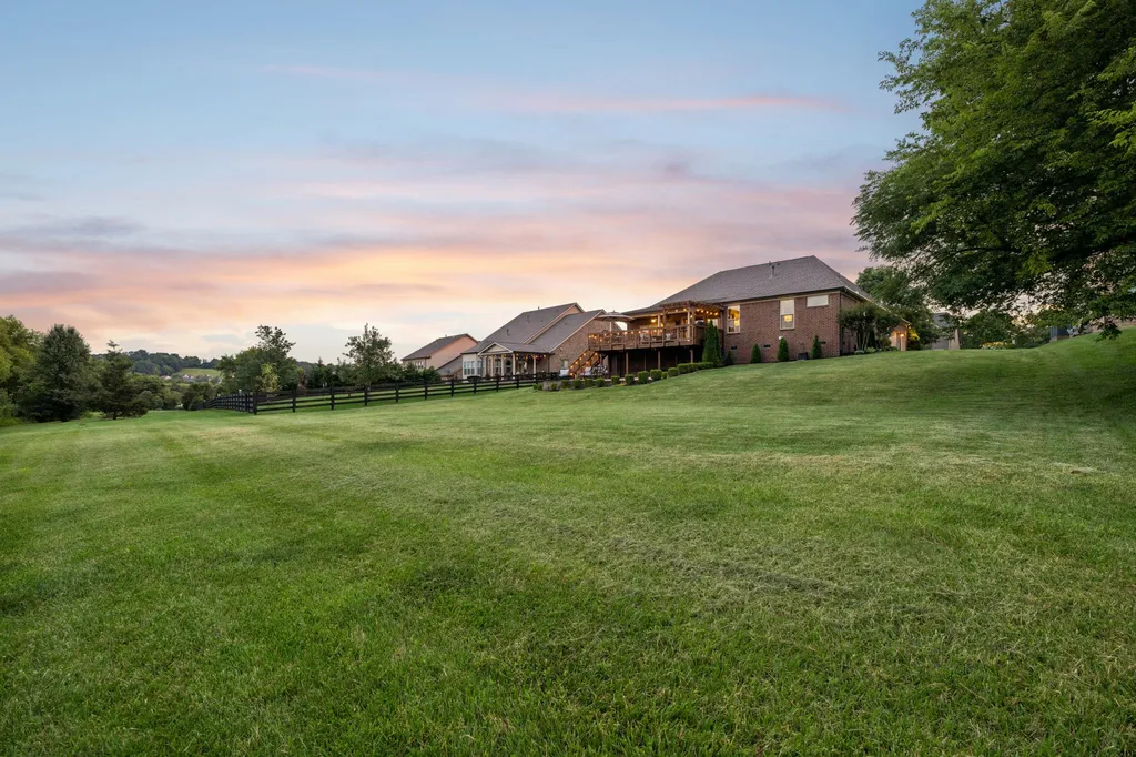 6732 Falls Ridge Lane College Grove TN 37046