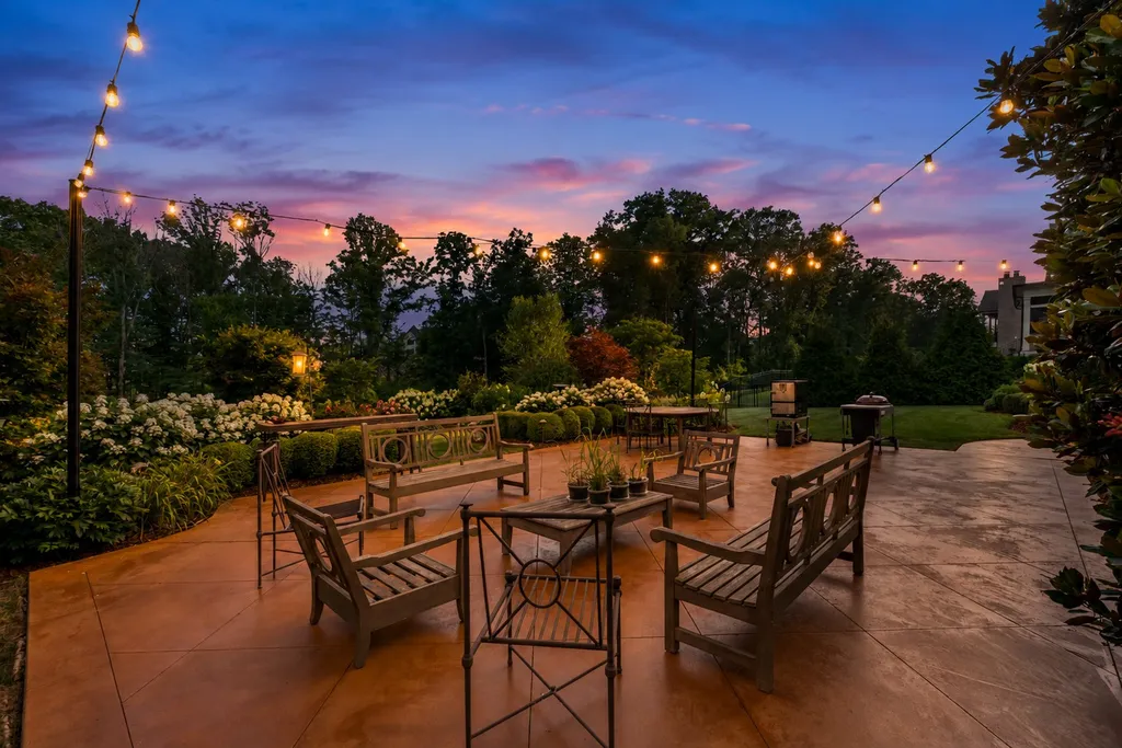 8645 Belladonna Drive College Grove TN 37046