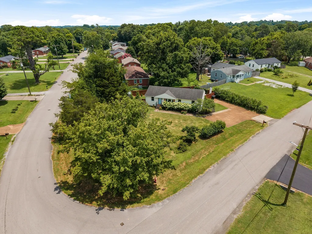 4910 Raywood Lane Nashville TN 37211