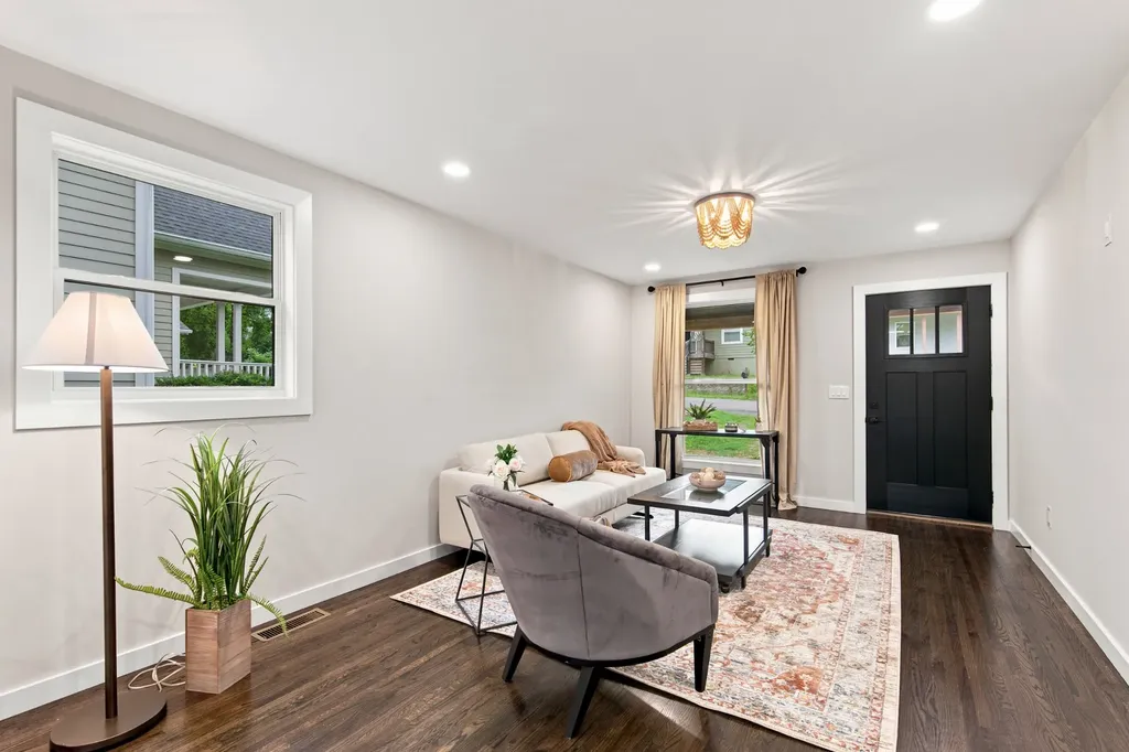 5820 Leslie Avenue Nashville TN 37209