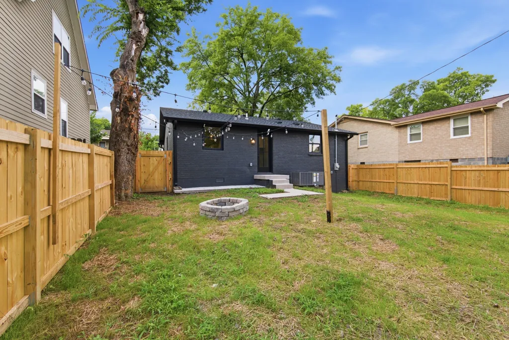 5820 Leslie Avenue Nashville TN 37209