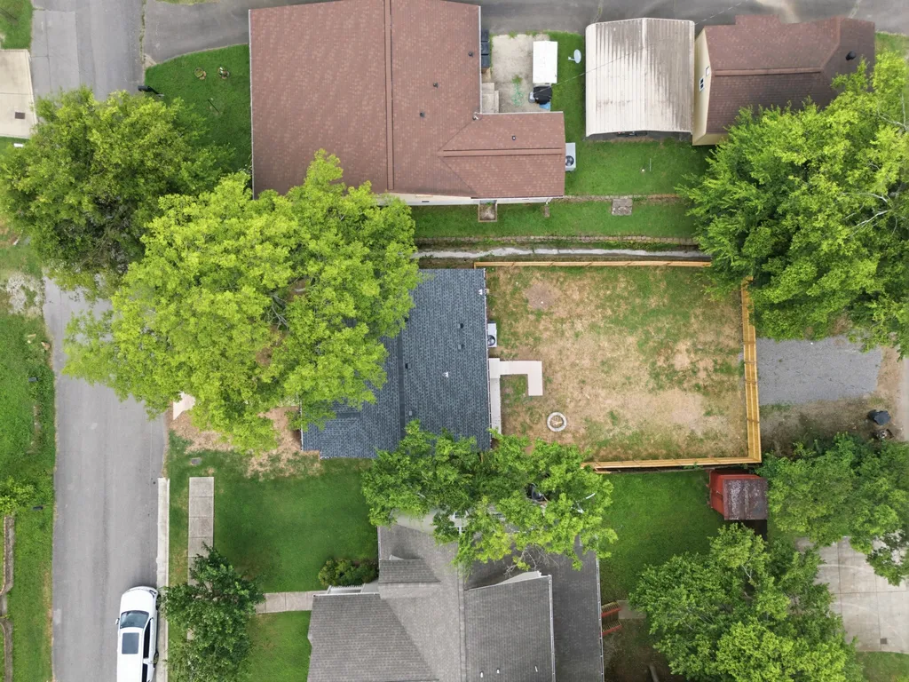 5820 Leslie Avenue Nashville TN 37209