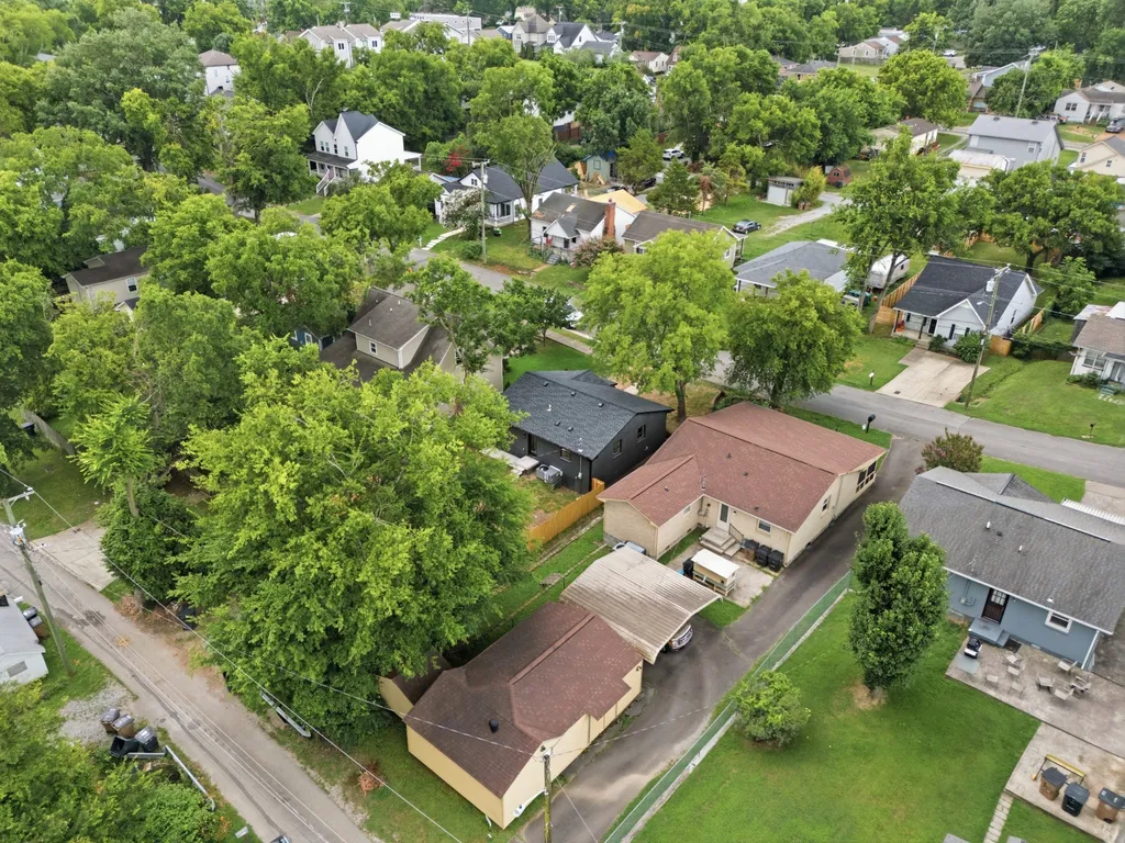 5820 Leslie Avenue Nashville TN 37209
