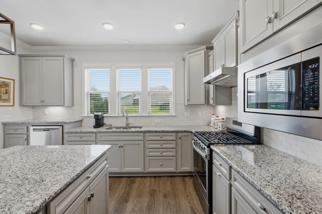 1402 Cannon Lane Spring Hill TN 37174
