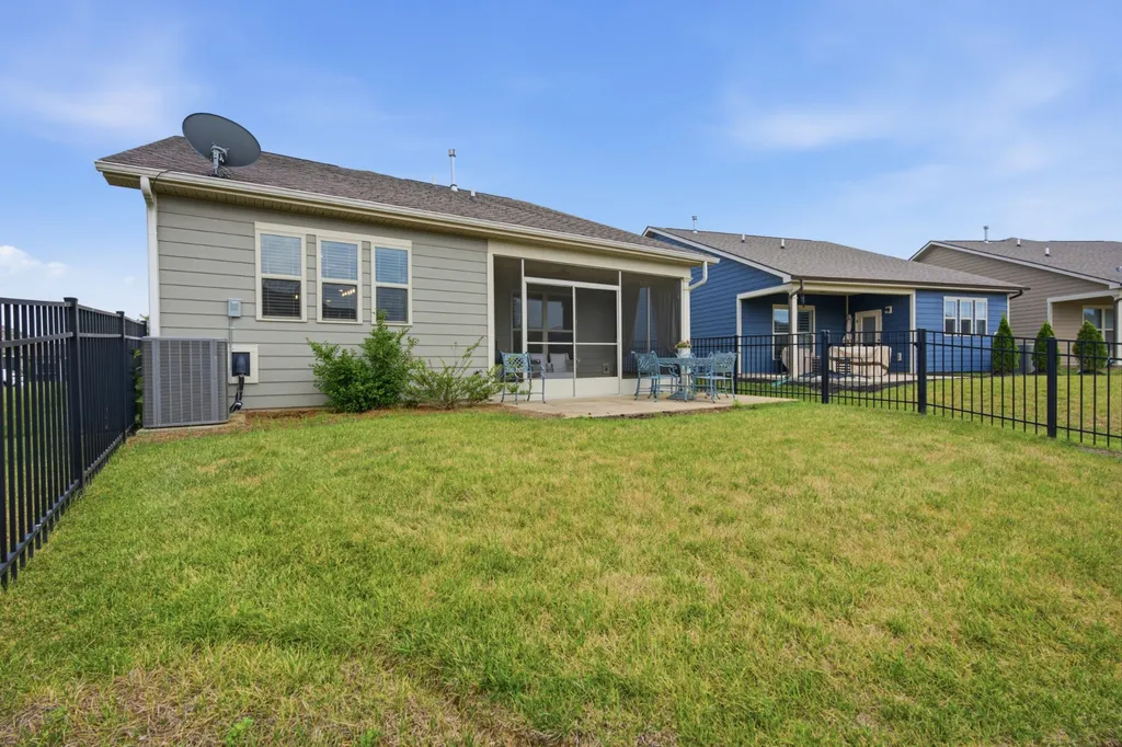 1402 Cannon Lane Spring Hill TN 37174